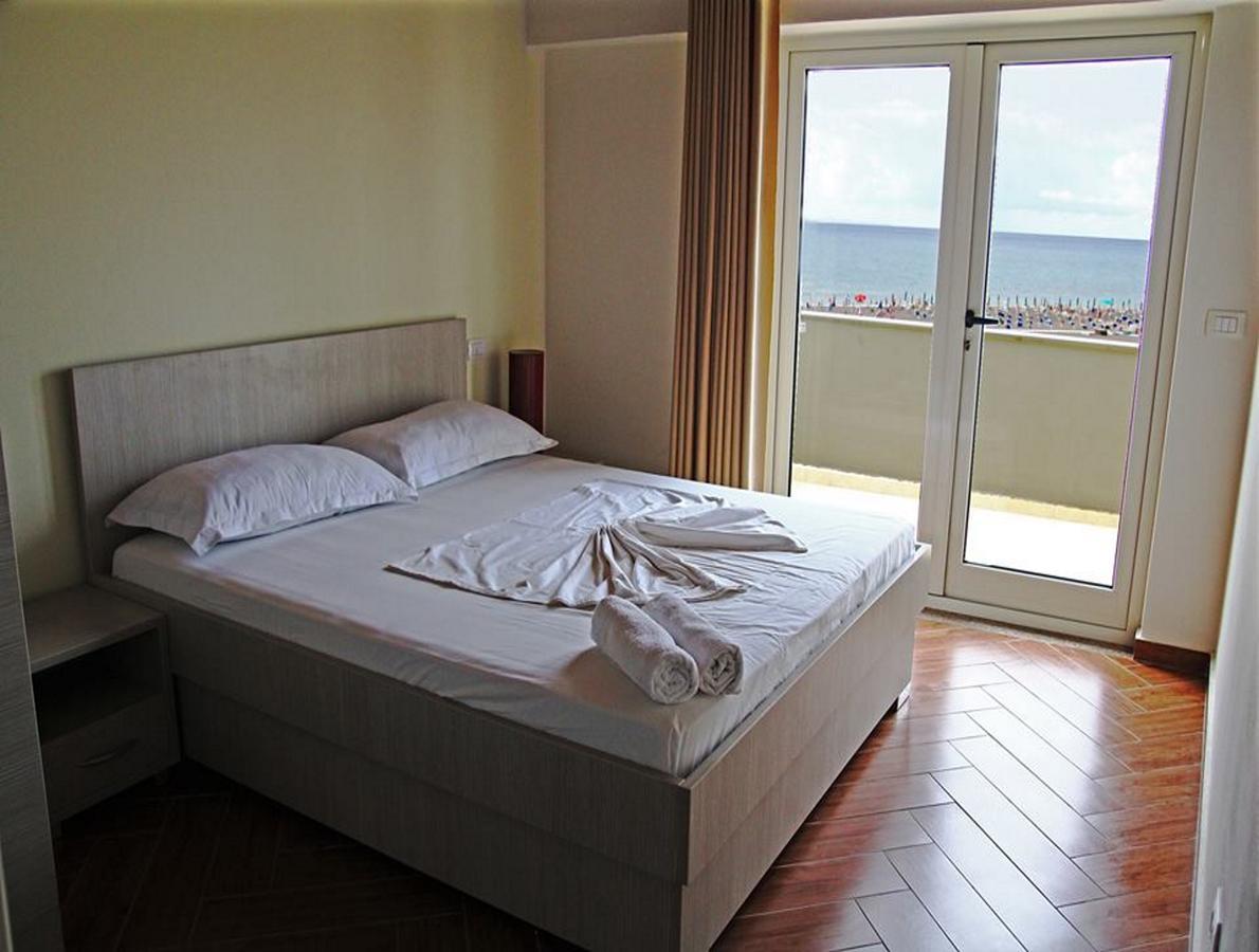 Freskia Resort Velipoje Exterior photo